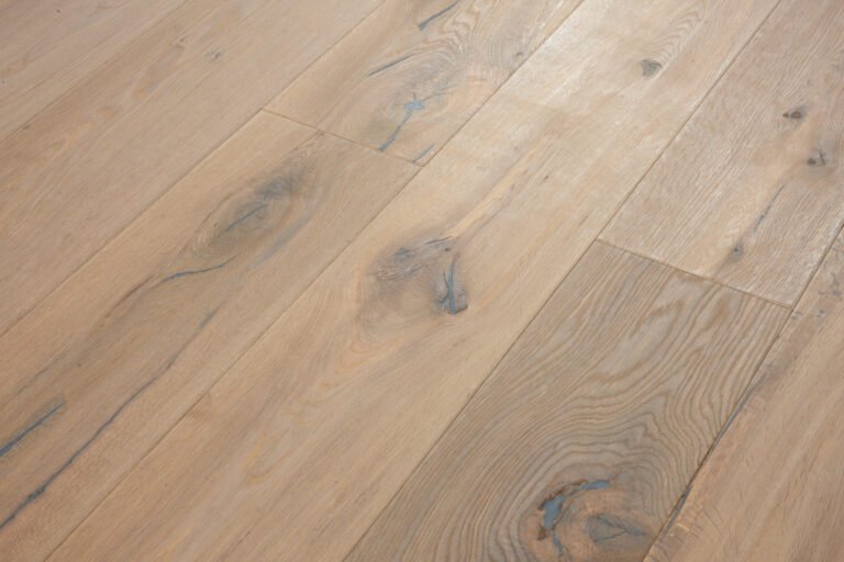 Parquet Chêne Master Line — Raboté Main Huilé Blanc 203×1900