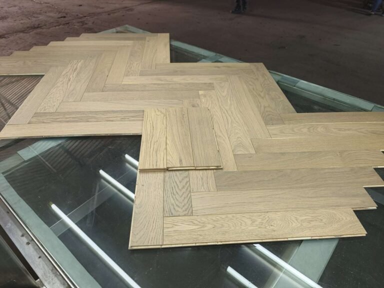 Parquet Chêne Builder's Line — Gris Fumé 90×600