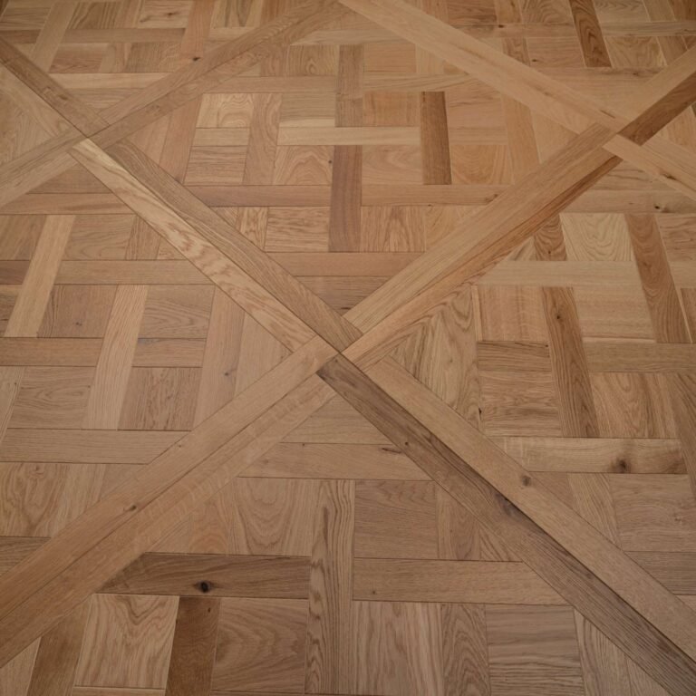 Parquet Roble Premium Versailles — Cepillado Naturel Barnizado 800×800