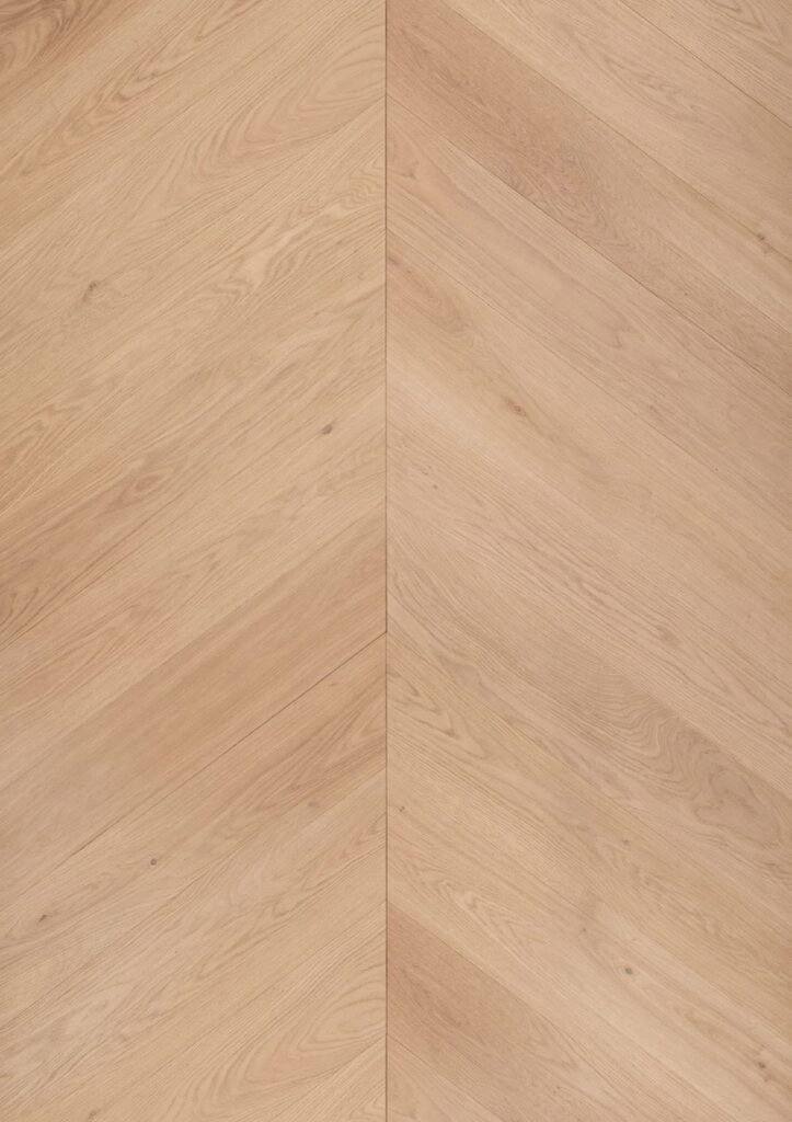 Eiken Parket Signature — Classic Pointe de Hongrie Gelakt Geborsteld 90×660