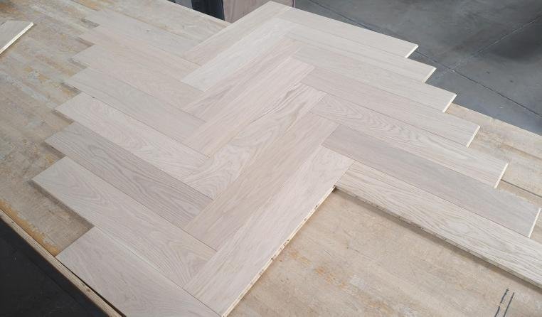 Parquet Roble Espiga Natur — Garonne 14x120x600