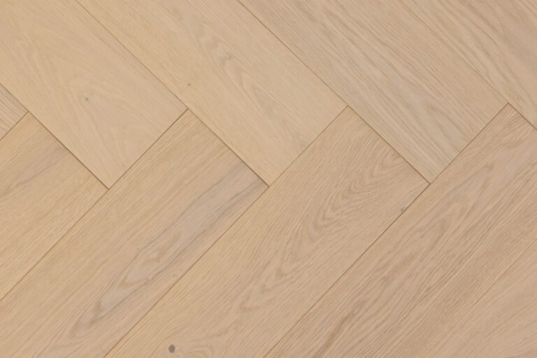 Parquet Rovere Nature White — Spina di pesce 145×725