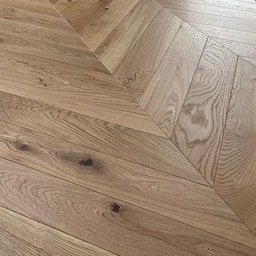 Parquet Eiche point de Hongrie 60° — Mix rustique verni naturel 92x550