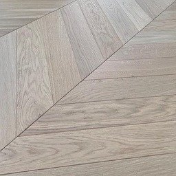 Parquet Eiche point de Hongrie 60° — Peu noueux verni invisible 92x550