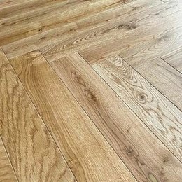 Parquet Eiche bâton rompu — Mix rustique verni naturel 90x600
