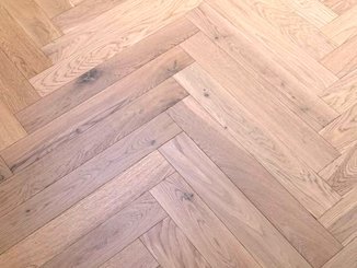 Parquet Eiche bâton rompu — Mix rustique verni invisible 90x600